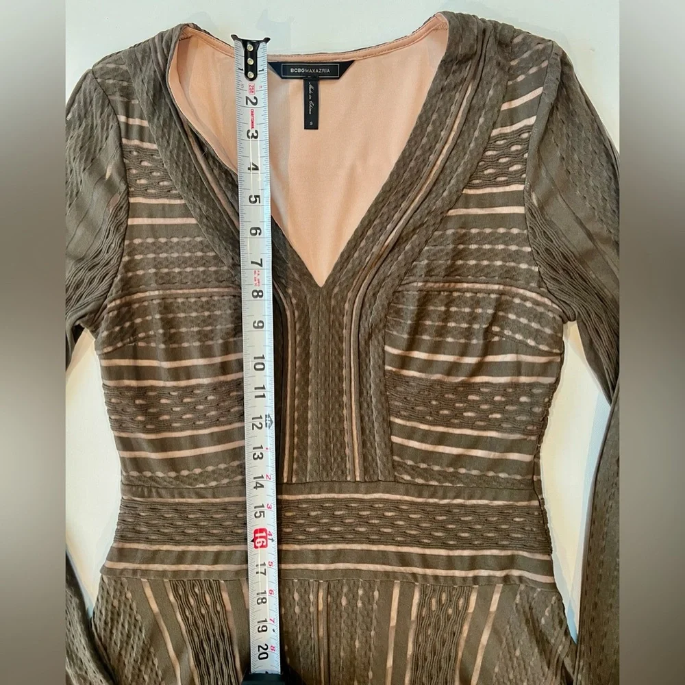 BCBG Maxazria Kinley Green Dress Knee Length Size Small - Picture 6 of 11